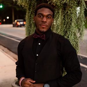 Meet your Posher, Mikal